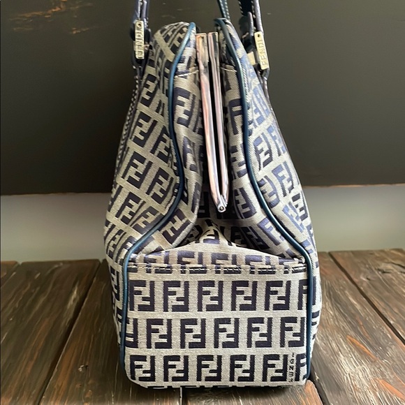 Fendi Zucchino Vintage Kiss Lock Closure Shoulder Bag EUC - Picture 5 of 16